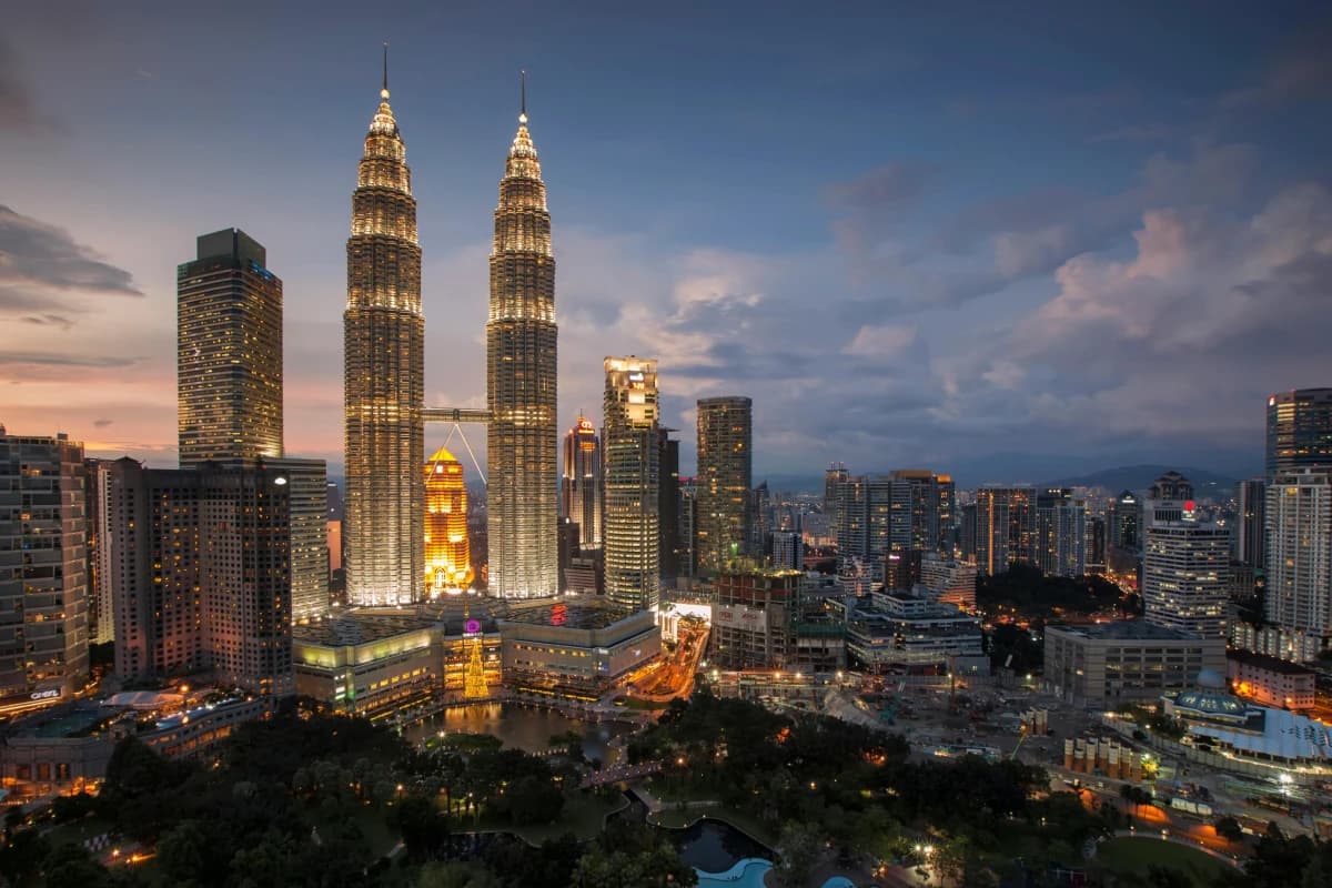 KL 4D3N CITY TOUR